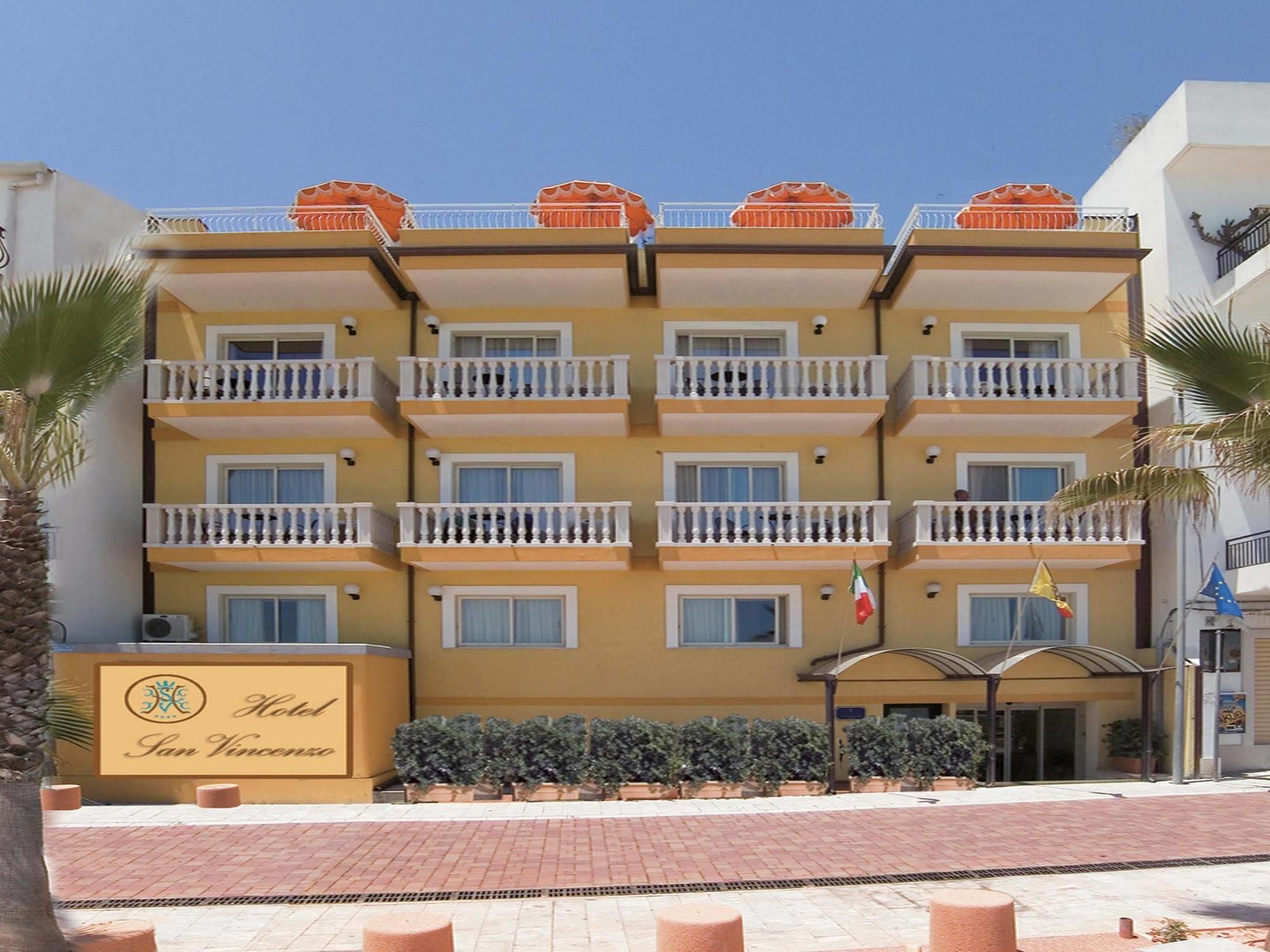 Hotel Orizzonte Letojanni Eksteriør bilde